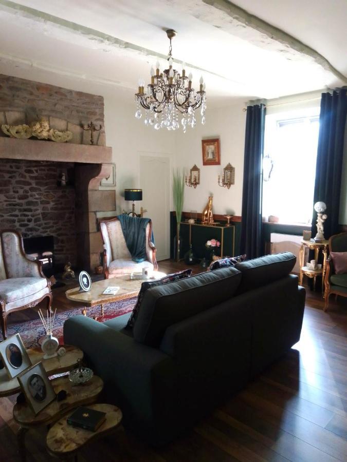 La Menardiere Serenitatis Chambre D'Hotes Petit Dejeuner Compris Corseul Buitenkant foto